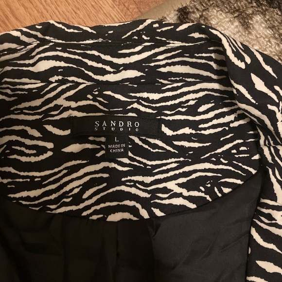 Zebra print button up blazer - Picture 4 of 5